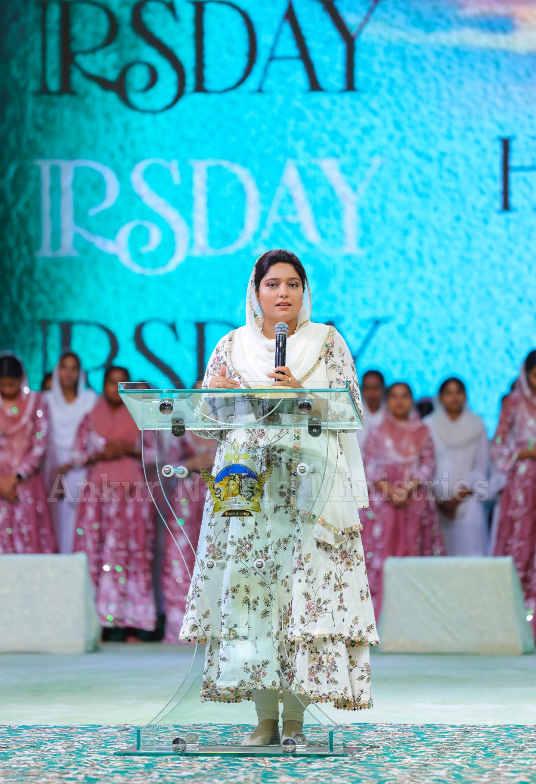 Pastor Sonia Preaching Live Service